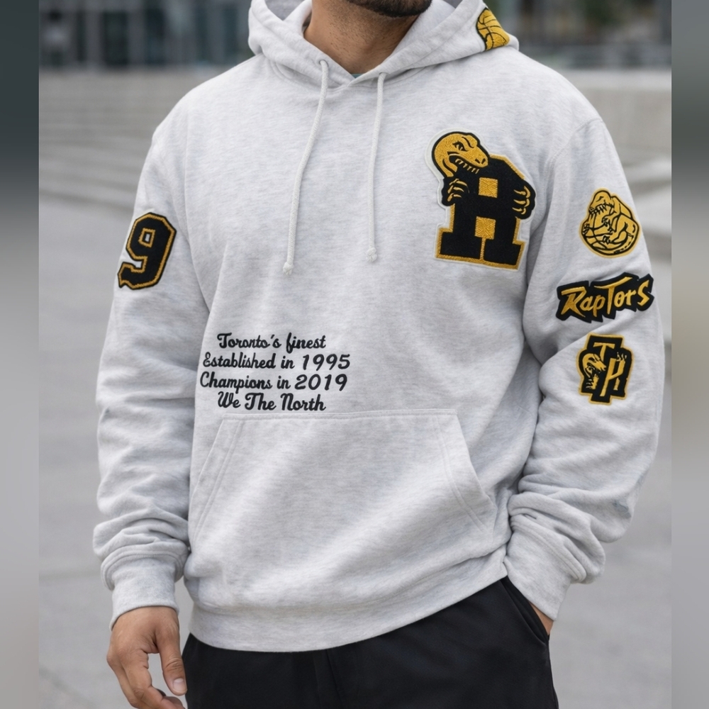XL Toronto Raptors RARE Biting Logo Mitchell & Ness Hoodie, Cream Black and Gold